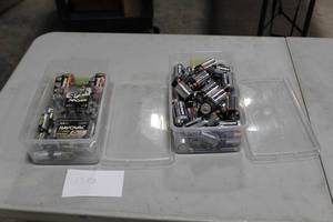 lot 1583 image: Lot of Batteries - C, D, AA
