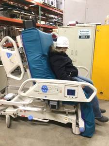 Retails New $22,000 Hill-Rom P1900 TotalCare Hospital Treatment Bed wAdjustable Air Flow Mattress, Scale, Digital Screen, Chair Position Plus Powered Flexafoot (Extends A Retractable 12To The Bed) Excellent Working Condition See Youtube &amp Manual
