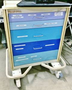 MSRP $1800 ARMSTRONG HEAVY DUTY A-SMART MEDICAL SUPPLY MEDICATION&nbspCOLORFUL&nbspCRASH CART 5 DRAWERS - BUILT TO LAST A LIFETIME GREAT CONDITION&nbsp