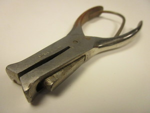 lot 508 image: VINTAGE RAILROAD CONDUCTOR OAK LEAF TICKET PUNCH, RAND MCNALLY