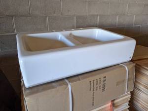 White Apron Acrylic Sink