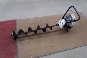 GAS POWERED ICE AUGER