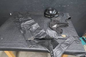 HARLEY DAVIDSON RIDING PANTS AND RIDING HELMETS