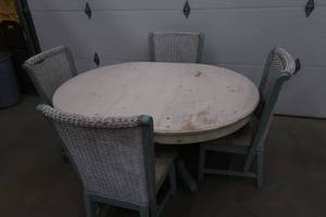KITCHEN TABLE