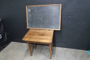 OLD SCHOOL WOODEN DESK