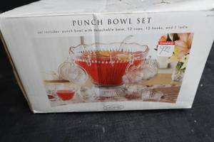 PUNCH BOWL SET