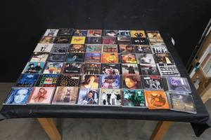 ASSORTED LOT OF CDS