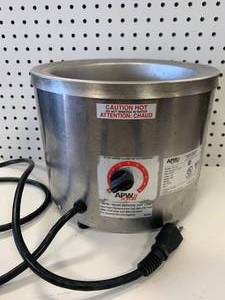 lot 8 image: APWWyottRW-1 V Countertop Warmer