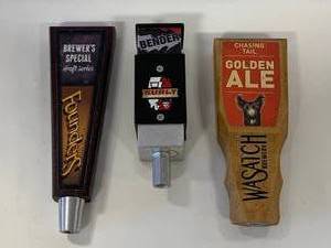 lot 9 image: LotOfThree Beer TapHandles