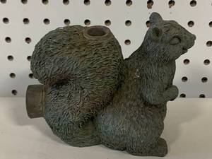 lot 27 image: Antique Squirrel Hose Fixture Cast Iron 5  Tall