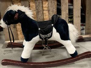 lot 45 image: Rocking HorseWithStirrups 23 Tall