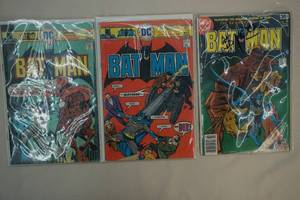 lot 28 image: DC Batman Comics