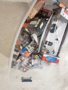 BOX OF MIXED HARDWARE