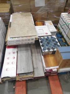 Pallet lot of assorted flooring items