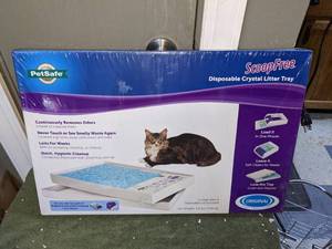 lot 70 image: Petsafe Disposable Crystal Litter Tray