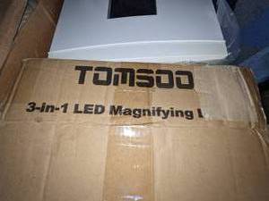 lot 108 image: TOMSOO 3-in-1 Magnifying Glass Floor Lamp with Clamp