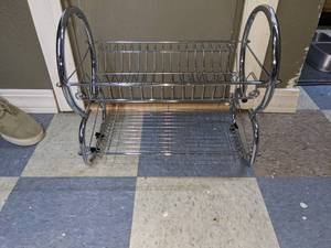 lot 155 image: Modern Chrome Dish Drying Rack