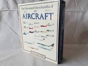 lot 13 image: Aircraft Book Set