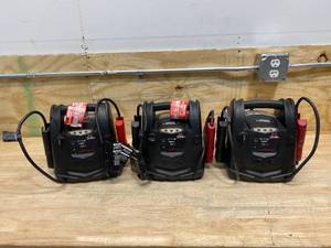 lot 24 image: SCHUMACHER Lot of 3-  Battery Extender 12-Volt, 750 Amp Battery Jump Starters