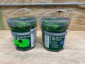 lot 69 image: METABO HPT (was Hitachi Power Tools) Lot of 2-  #8 x 2-12-in Ceramic Deck Screws (800 per bucket)