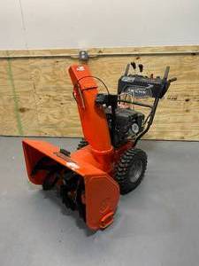 lot 73 image: ARIENS Deluxe 30 EFI 30 in. 2-Stage Electric Start Gas Snow Blower
