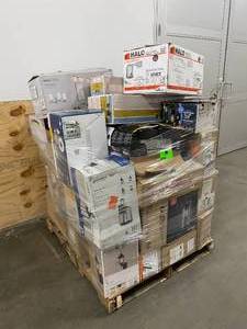 lot 107 image: Pallet of Lighting