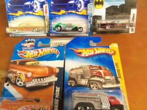 Lot of 5 Hot Wheels Collectors Val...