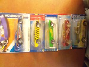 Lot of 5 Hot Wheels Collectors Val...