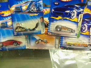 Lot of 5 Hot Wheels Collectors Val...