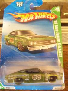 Hot Wheels Collectable 69 Ford To...