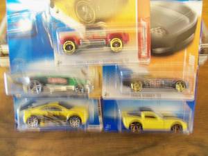 Lot of 5 Hot Wheels Cars Collector...