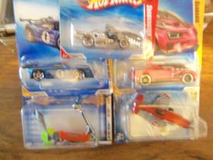 Lot of 5 Hot Wheels Cars Collector...