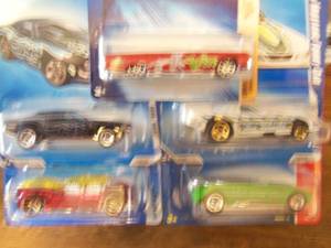 Lot of 5 Hot Wheels Cars Collector...