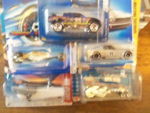 Lot of 5 Hot Wheels Cars Collector...
