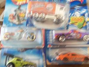 Lot of 5 Hot Wheels Cars Collector...