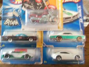 Lot of 5 Hot Wheels Cars Collector...