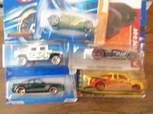 Lot of 5 Hot Wheels Cars Collector...