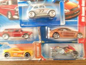 Lot of 5 Hot Wheels Cars Collector...