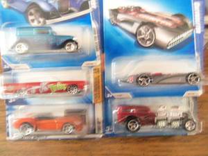 Lot of 5 Hot Wheels Cars Collector...
