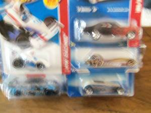 Lot of 5 Hot Wheels Cars Collector...