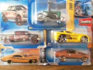 Lot of 5 Hot Wheels Cars Collector...