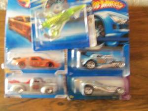 Lot of 5 Hot Wheels Cars Collector...