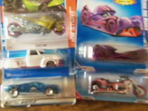 Lot of 5 Hot Wheels Cars Collector...