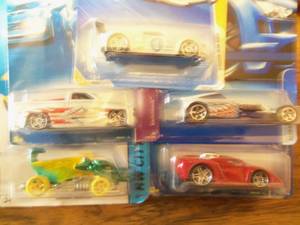 Lot of 5 Hot Wheels Cars Collector...
