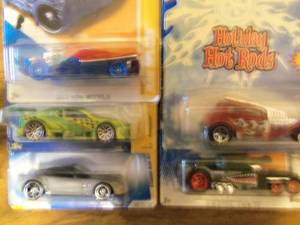 Lot of 5 Hot Wheels Cars Collector...