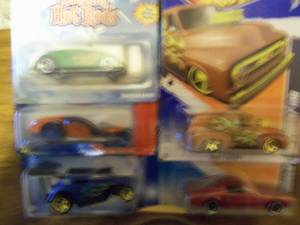 Lot of 5 Hot Wheels Cars Collector...