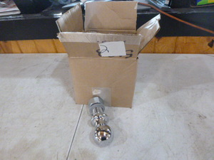 Case of 1 78 Tow Balls