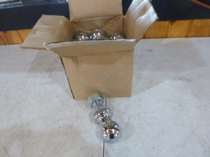 Case of 1 78 Tow Balls