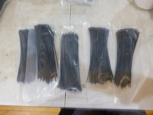 5 Packs of Cable Ties
