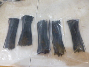 5 Packs of Cable Ties